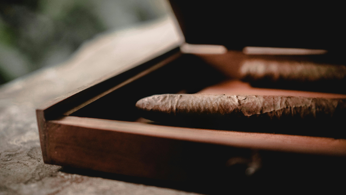 Premium Cigar Presentation Box